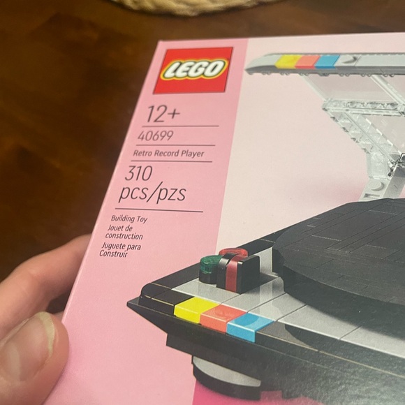 LEGO Retro Record Player Set unopened - Picture 3 of 3